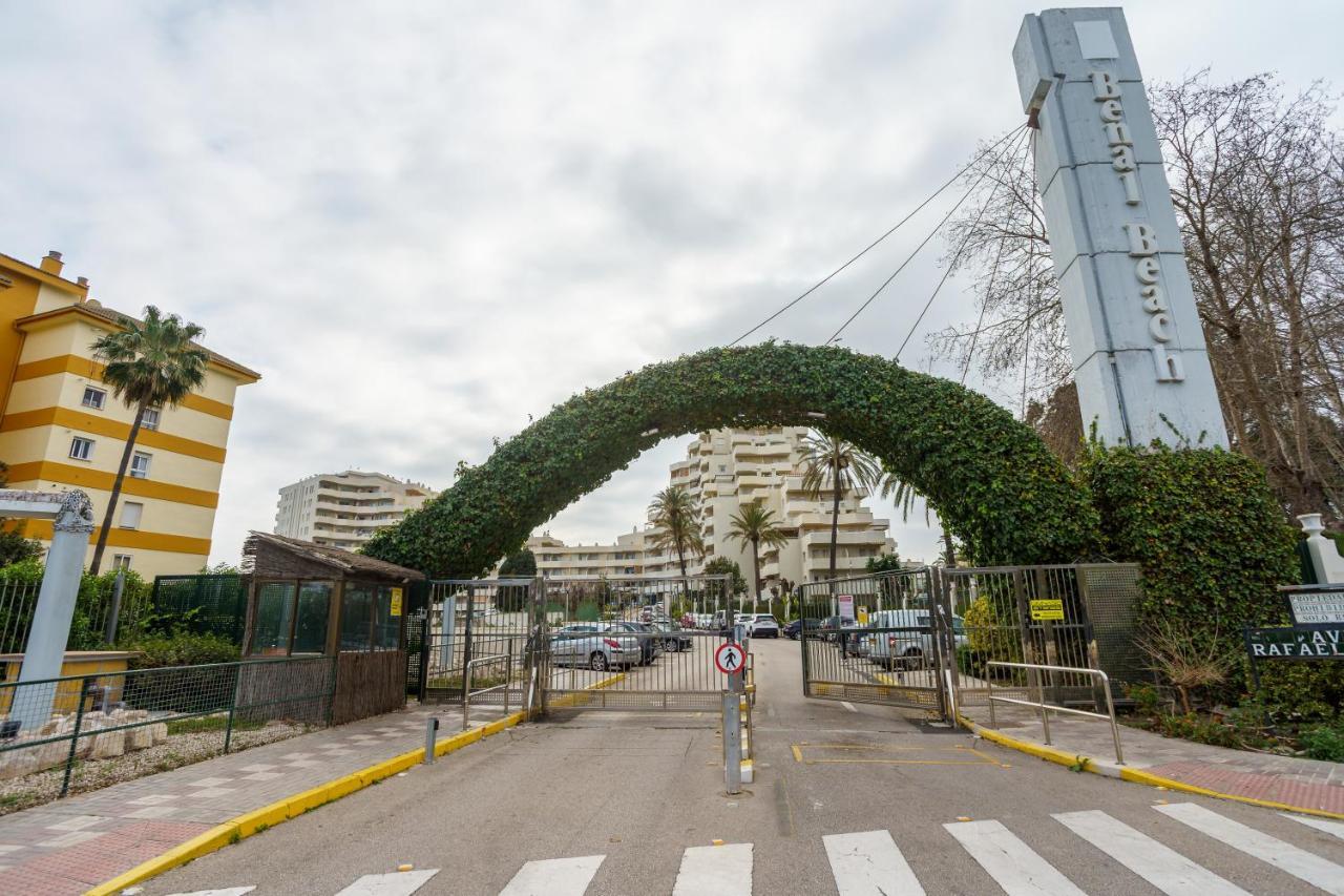 Seaview Beachfront Studio With Aqua Park & Balcony Benalmádena Pokoj fotografie